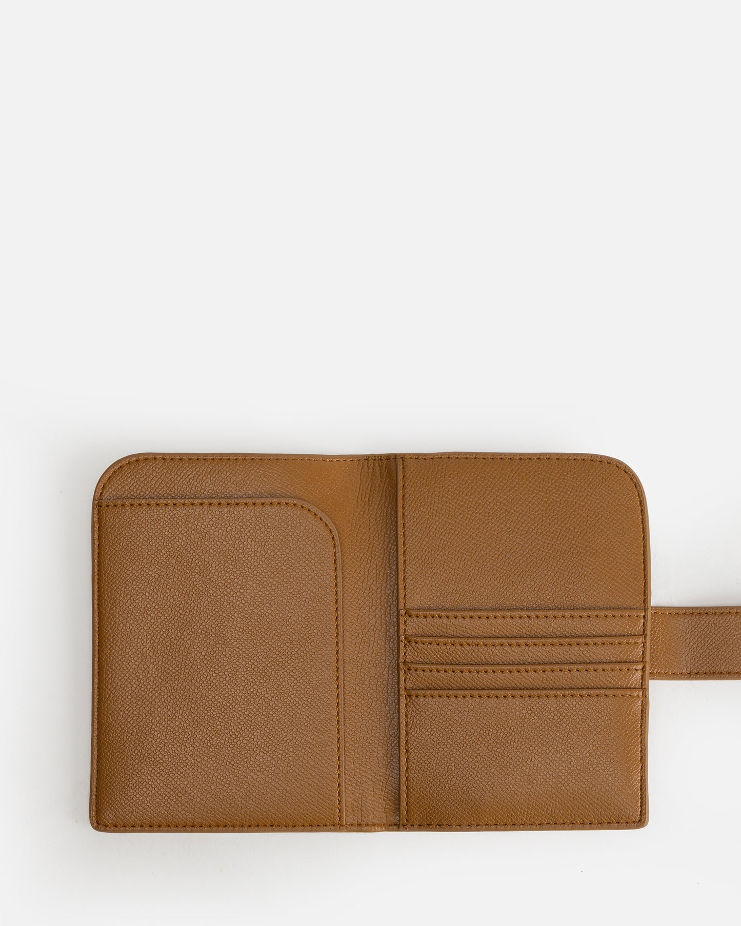 Ava Passport Cover Tan