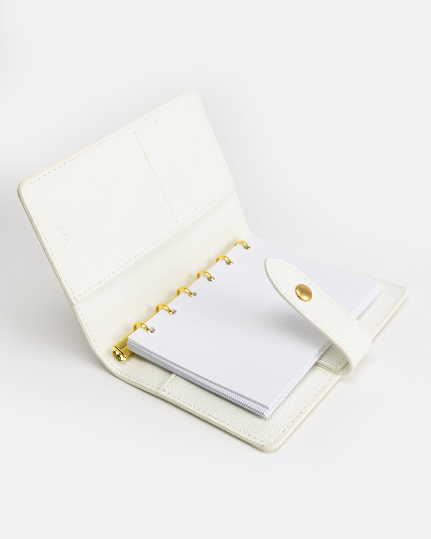 Essentials A6 Ring Binder Notebooks White