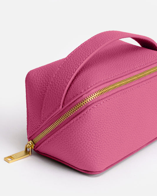Olivia Medium Travel Case Fushia