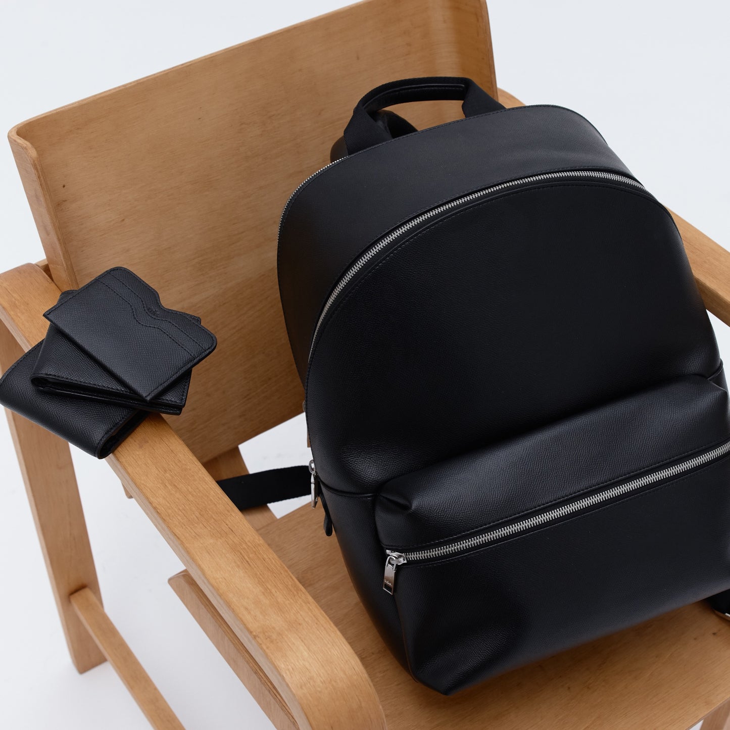 Essential Double Card Holder Recycled Saffiano Black