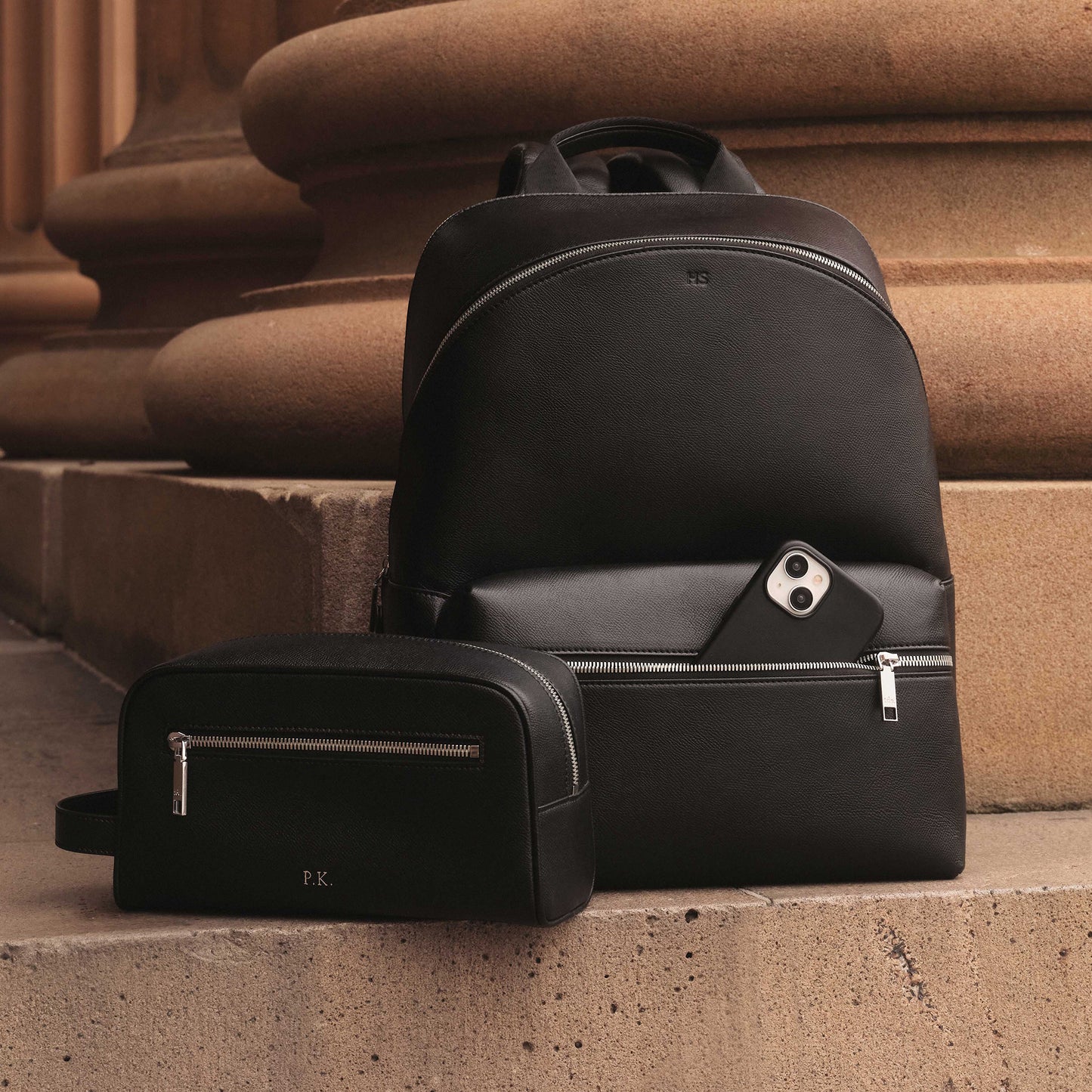 Essentials Classic Wash Bag Black