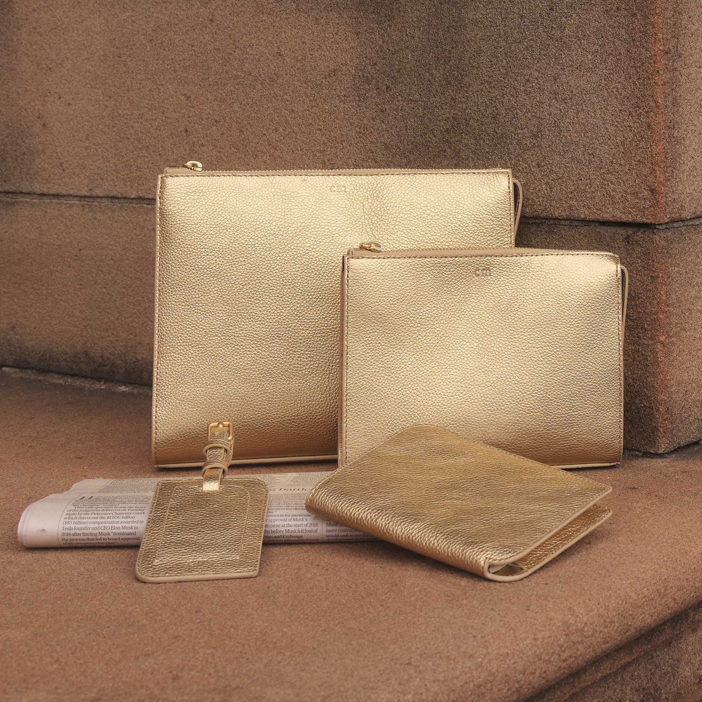 Luxe Passport Cover Gold