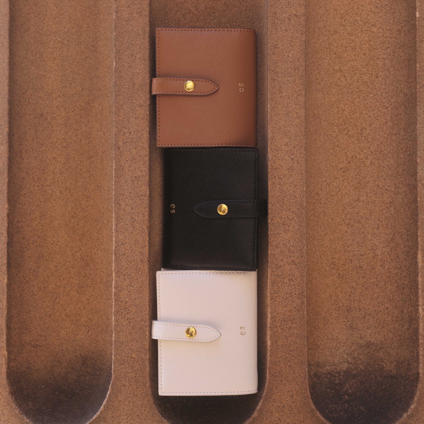 Essentials Tab Wallet Pure White