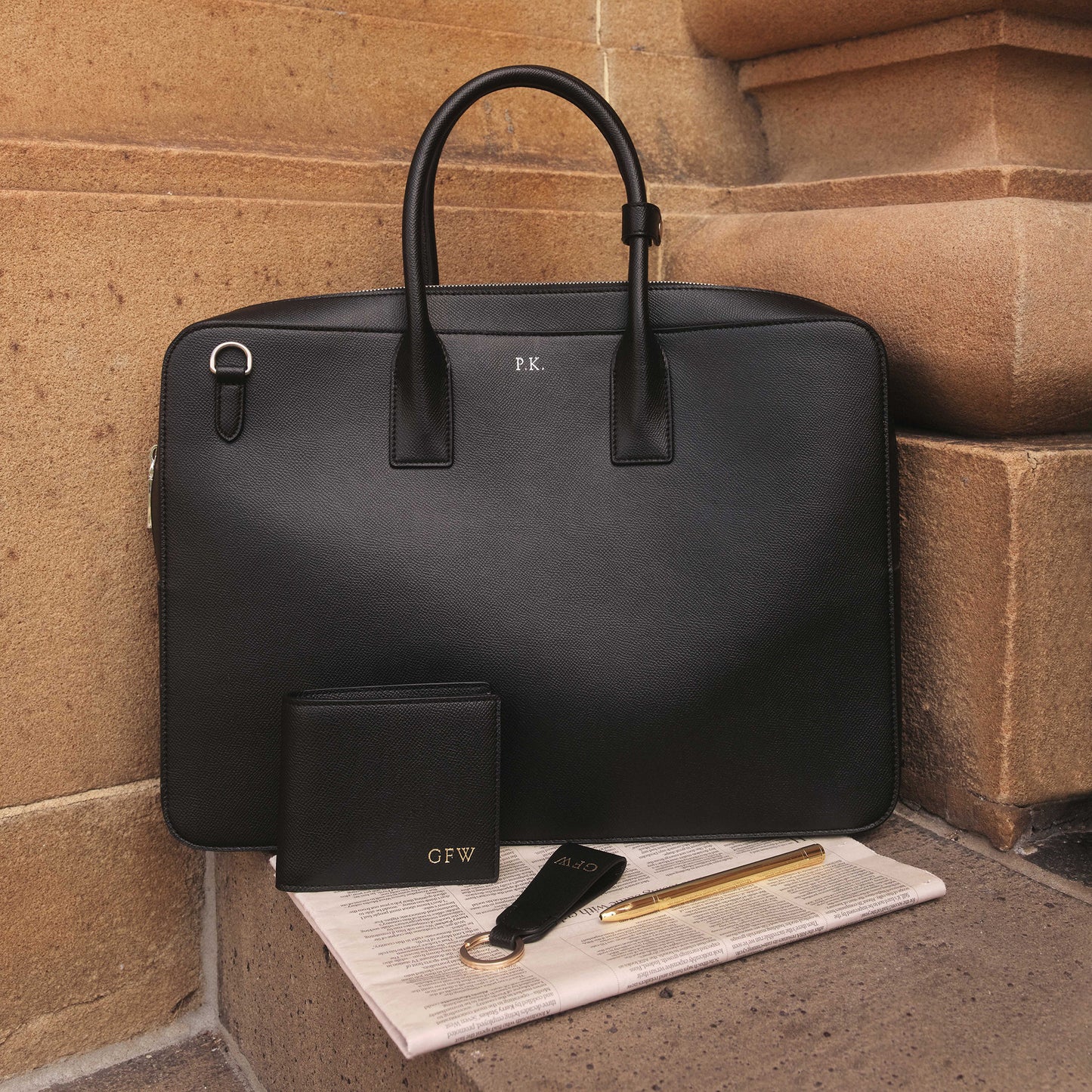 Essential Slim Bifold Wallet Black