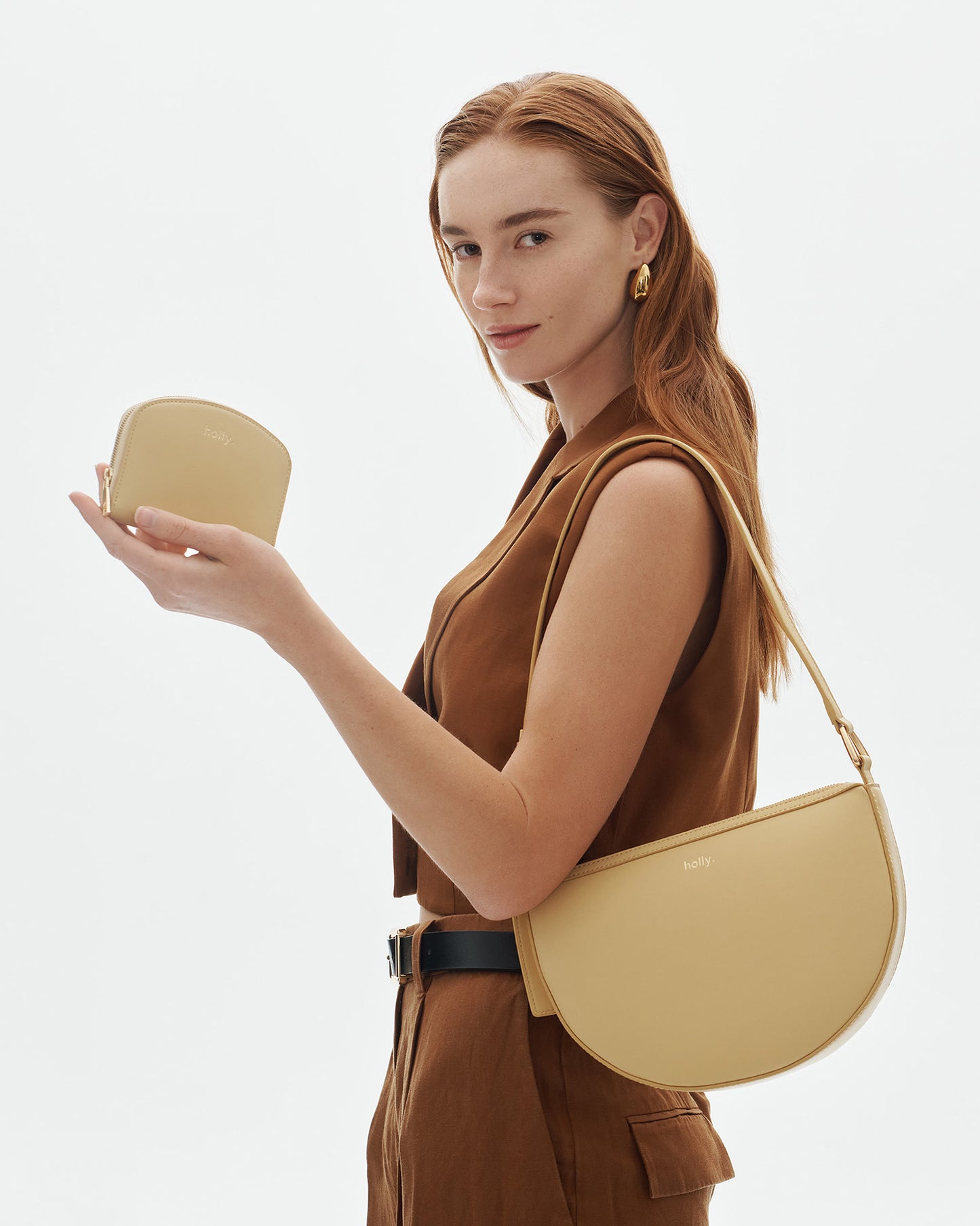 Timeless Small Zip Wallet Dark Sand