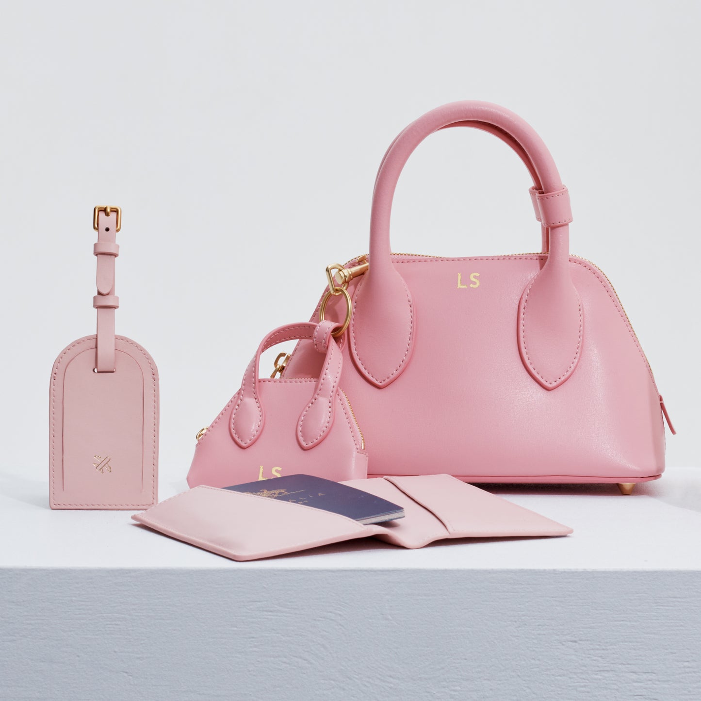 Era Passport Holder Fondant