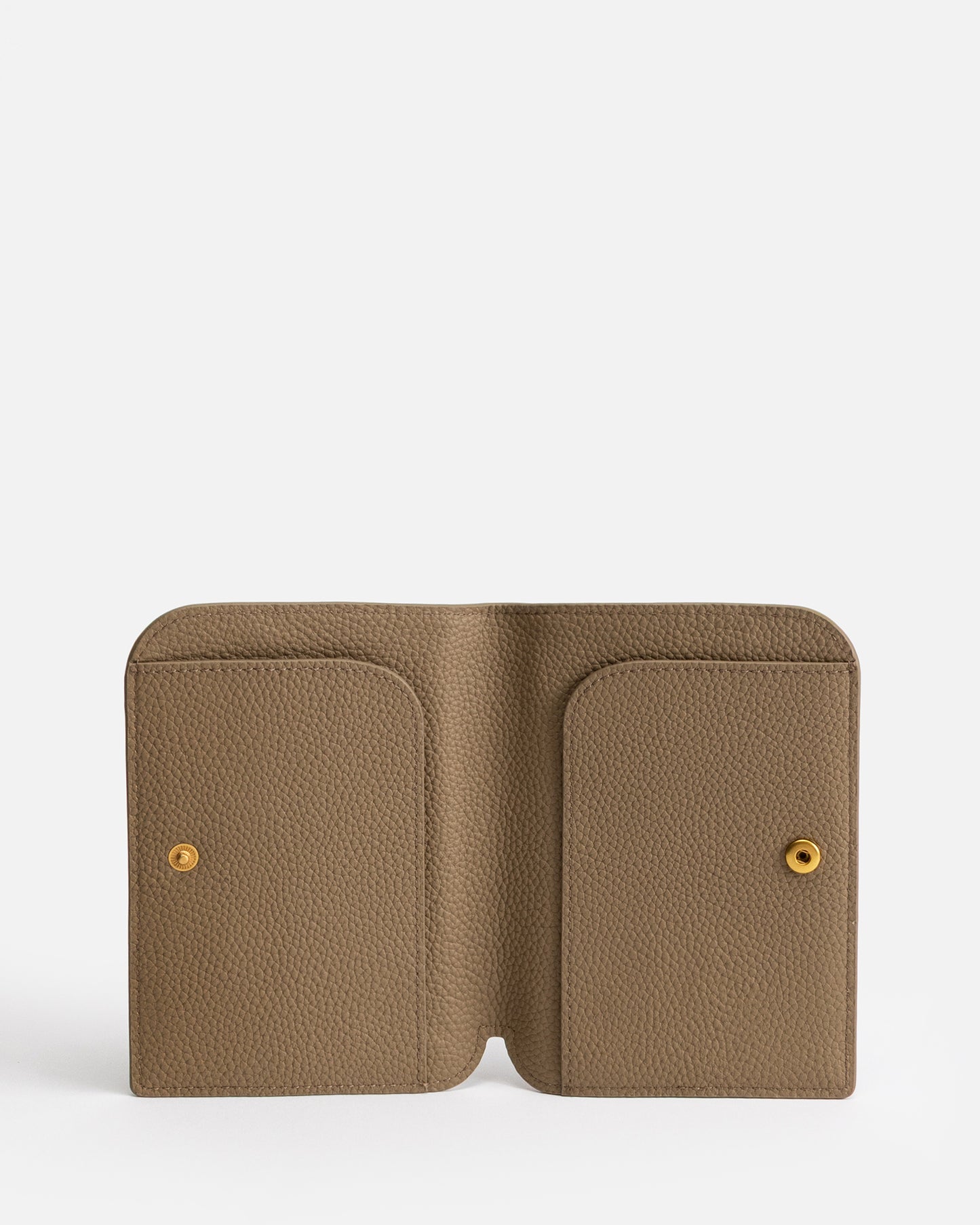 Olivia Passport Holder Sepia