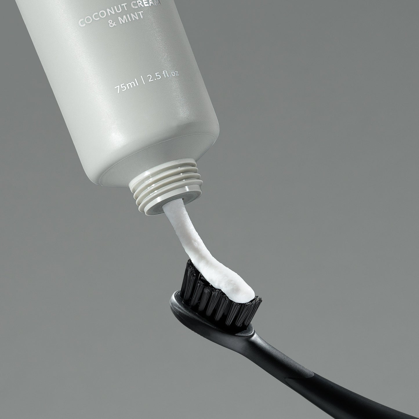 Prebiotic Whitening Toothpaste – Coconut Cream & Mint (75ML)