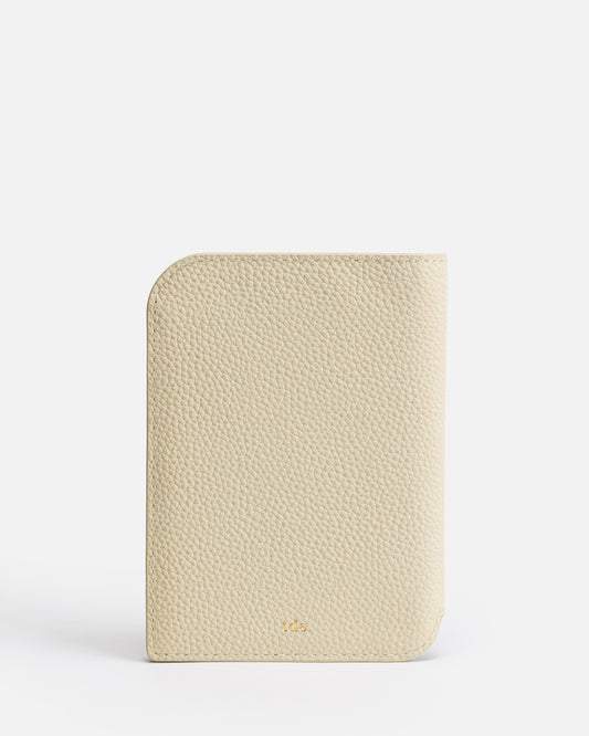Olivia Passport Holder Beige