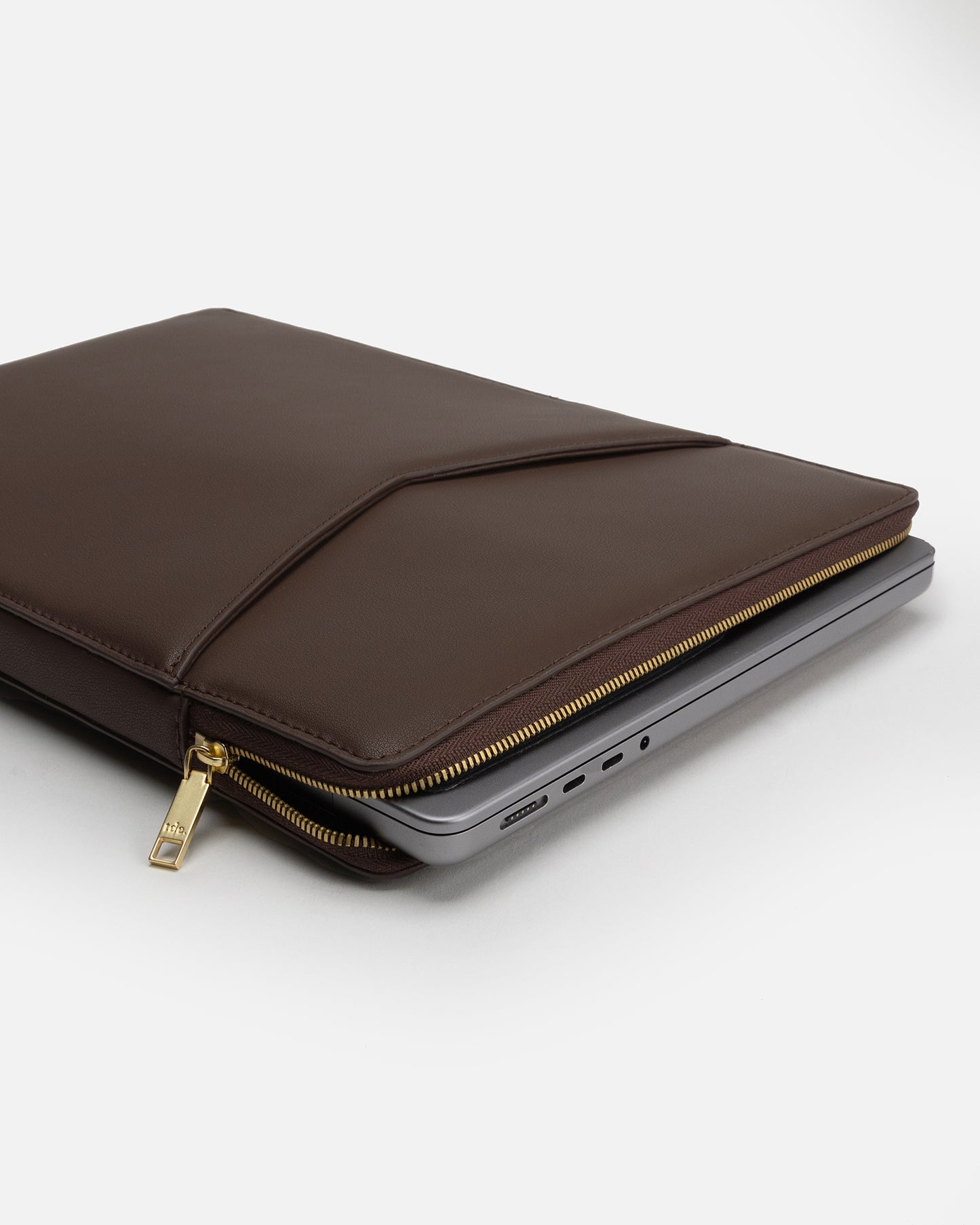 Zaphia 14" Laptop Case Brown