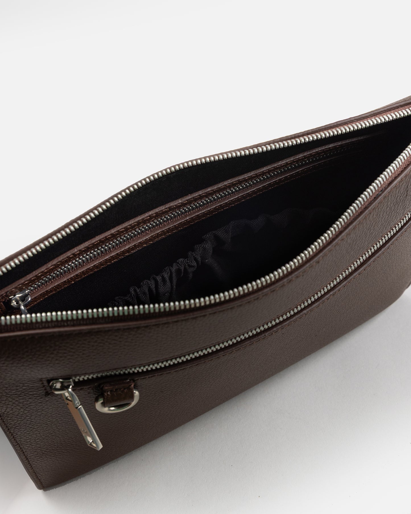 Jude Travel Pouch Large Chestnut