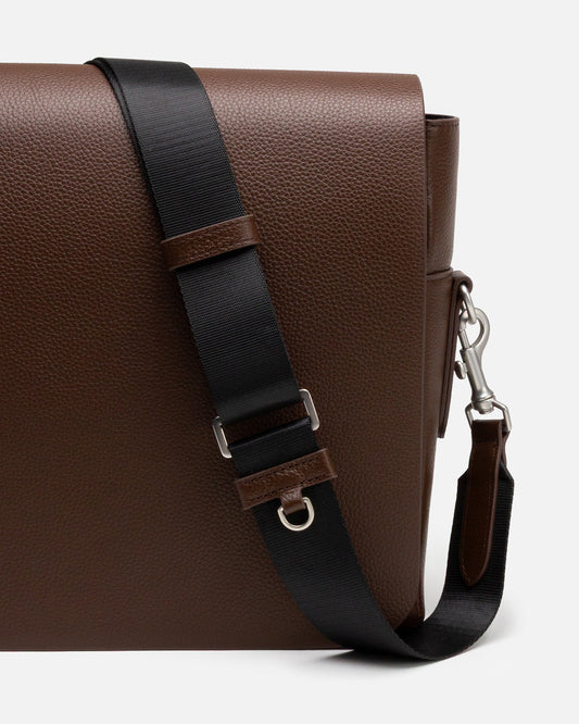 Jude Messenger Bag Chestnut
