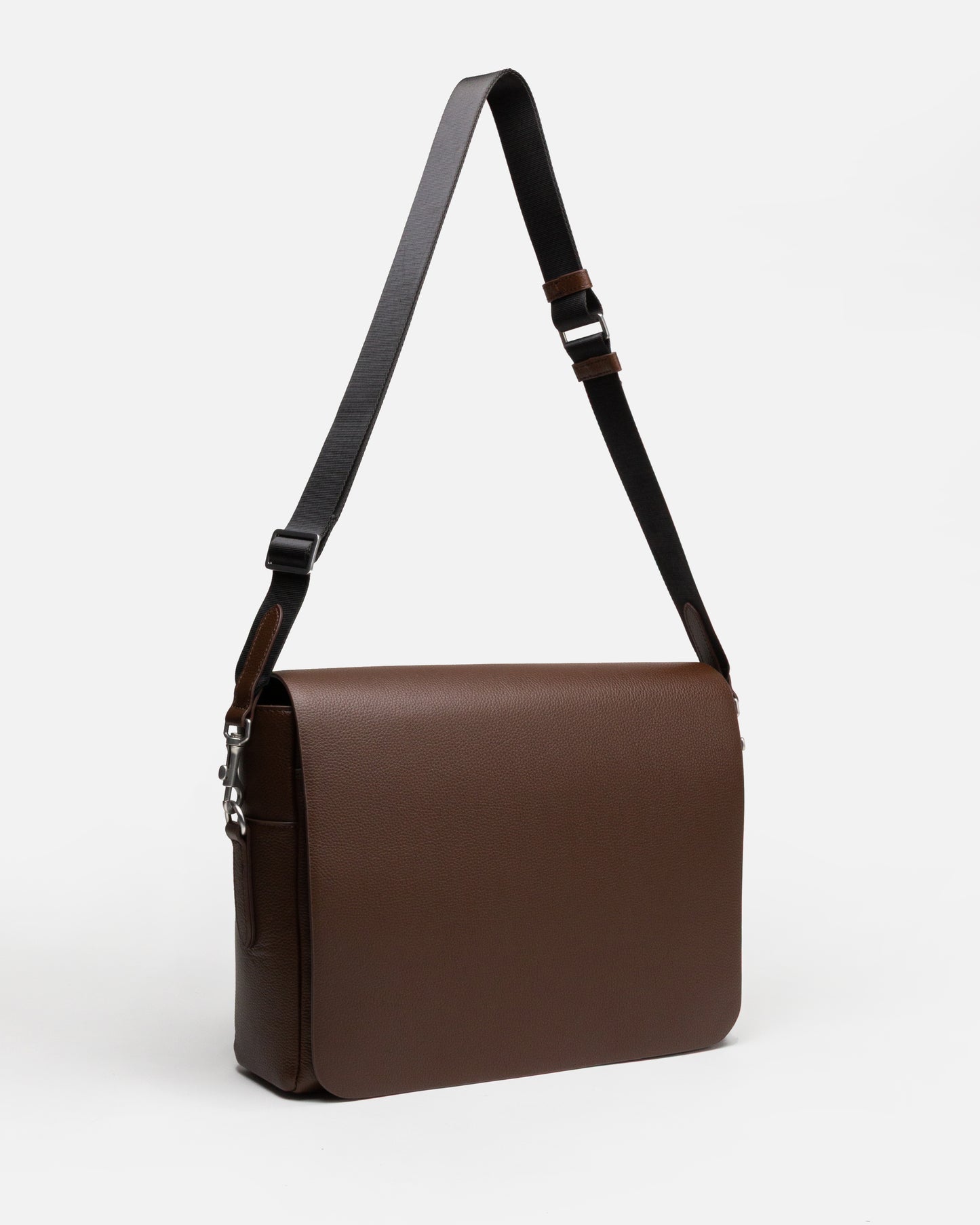 Jude Messenger Bag Chestnut