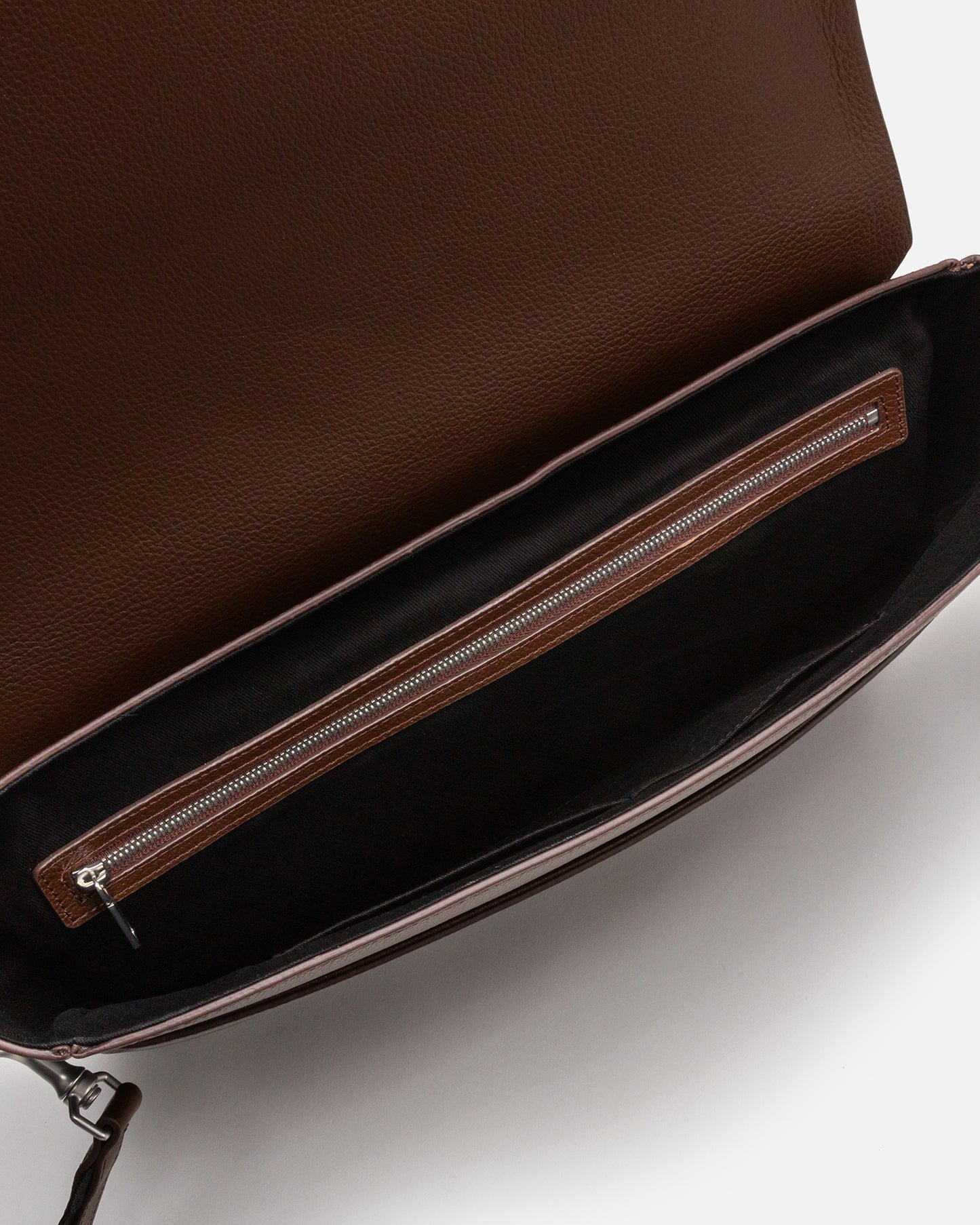 Jude Messenger Bag Chestnut