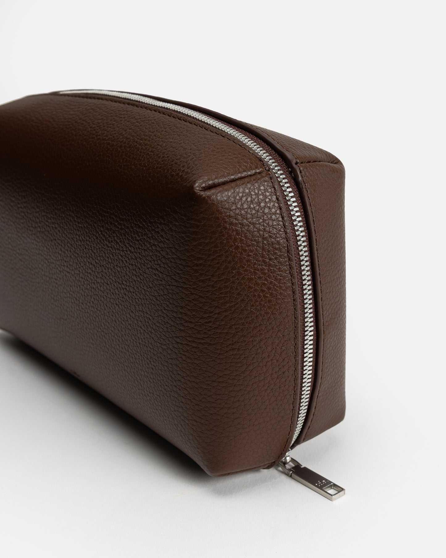 Jude Tech Bag Chestnut