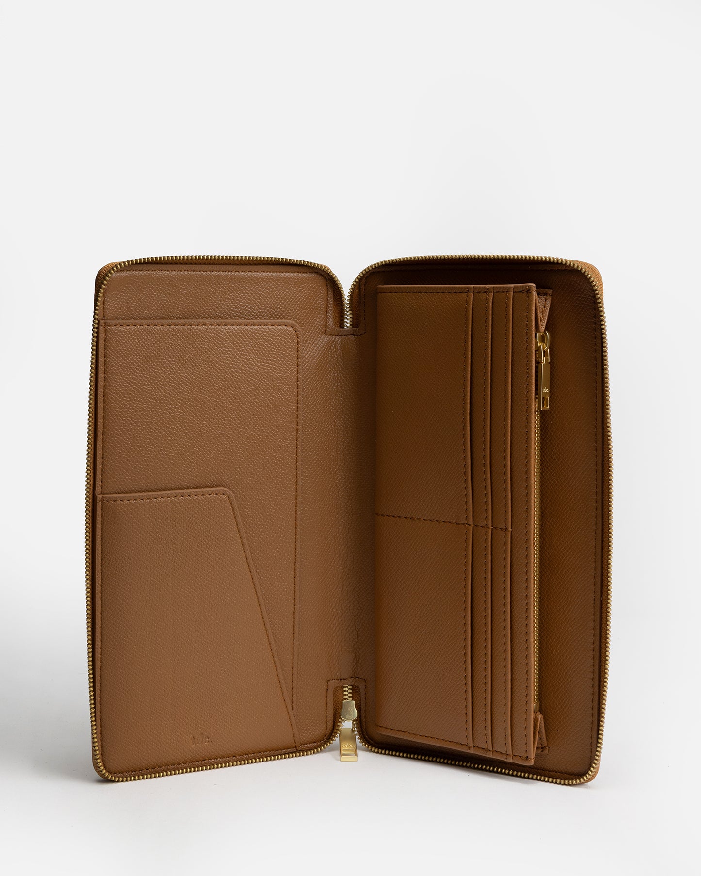 Essentials Zip Travel Wallet Rich Tan