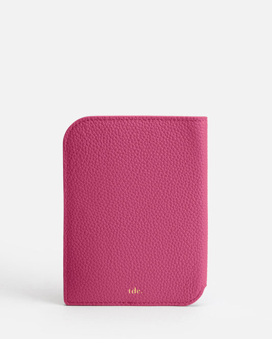 Olivia Passport Holder Fushia