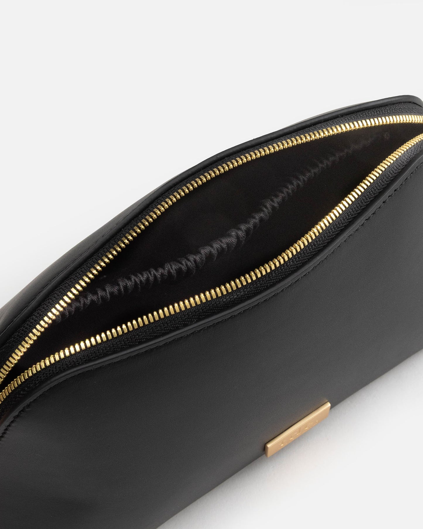 Zara Small Beauty Case Black