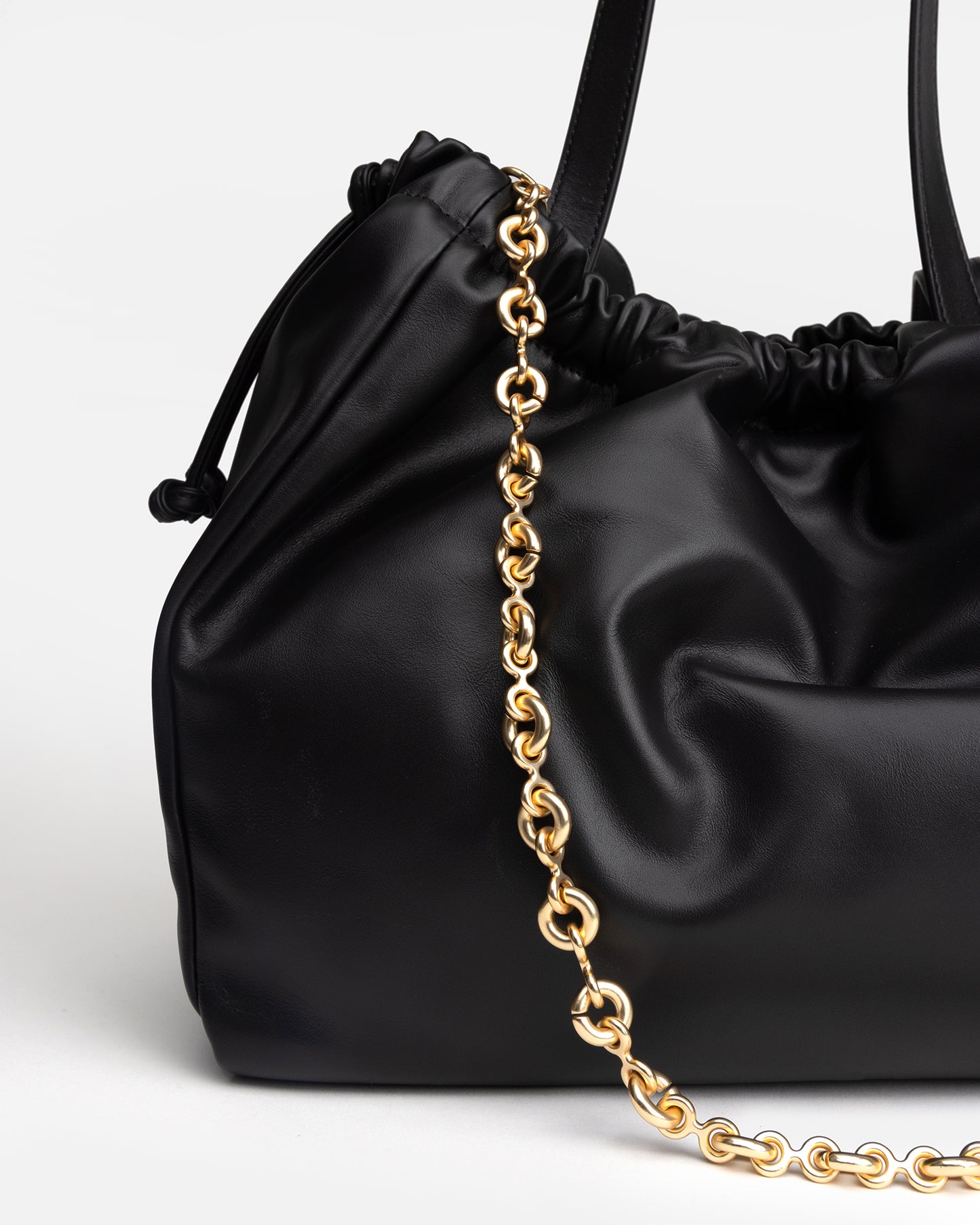Remy Tote Black