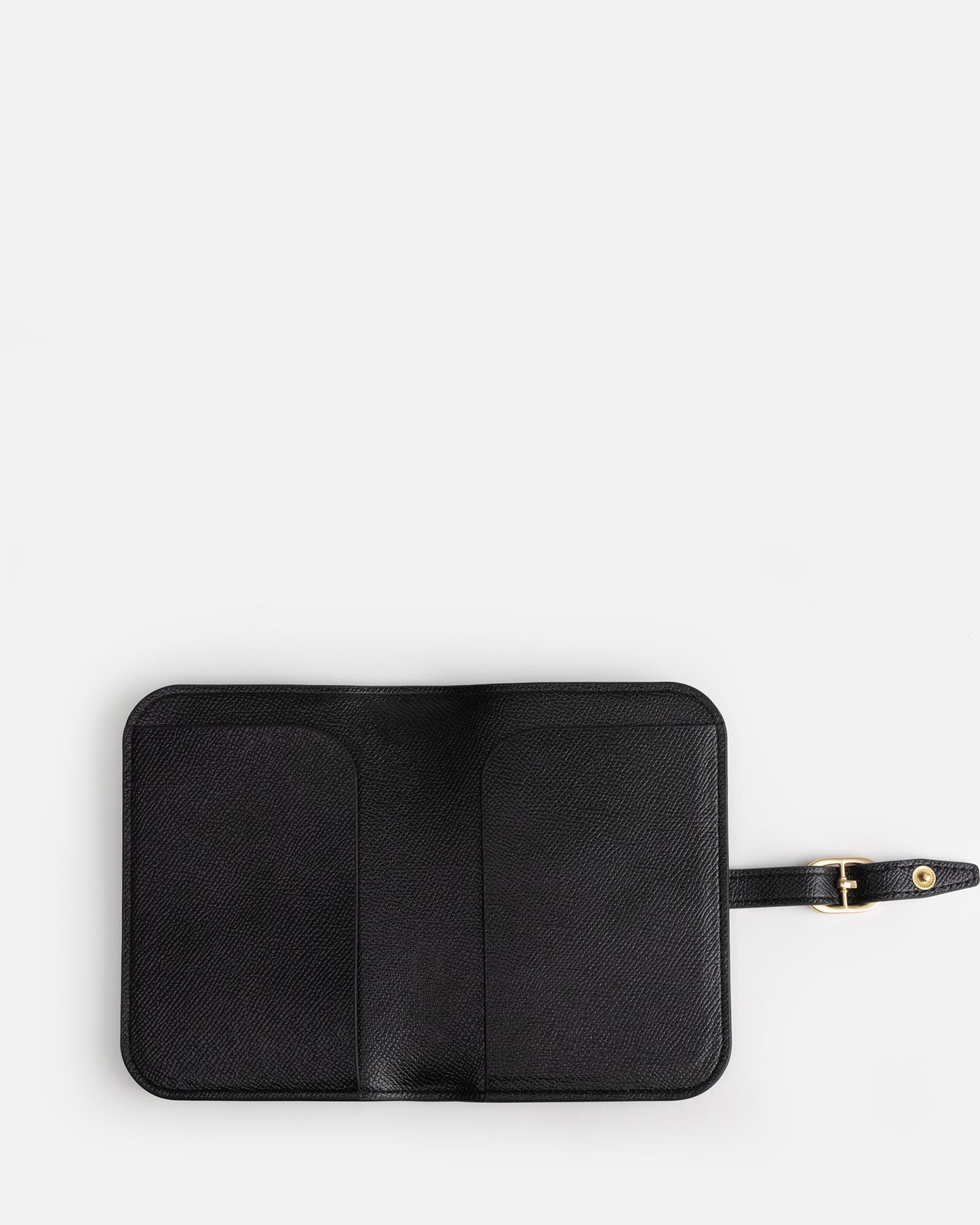 Aria Passport Cover Black