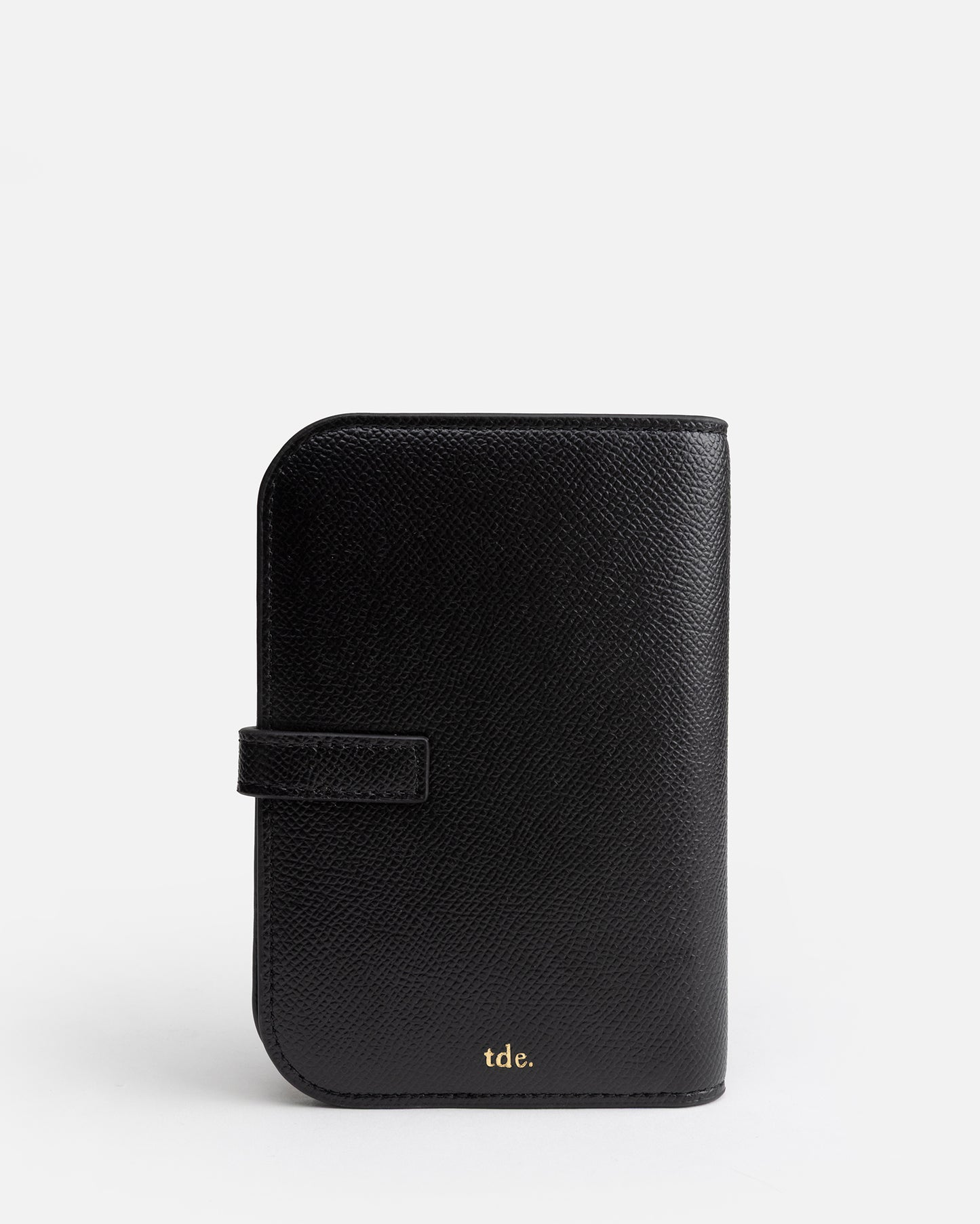 Aria Passport Cover Black