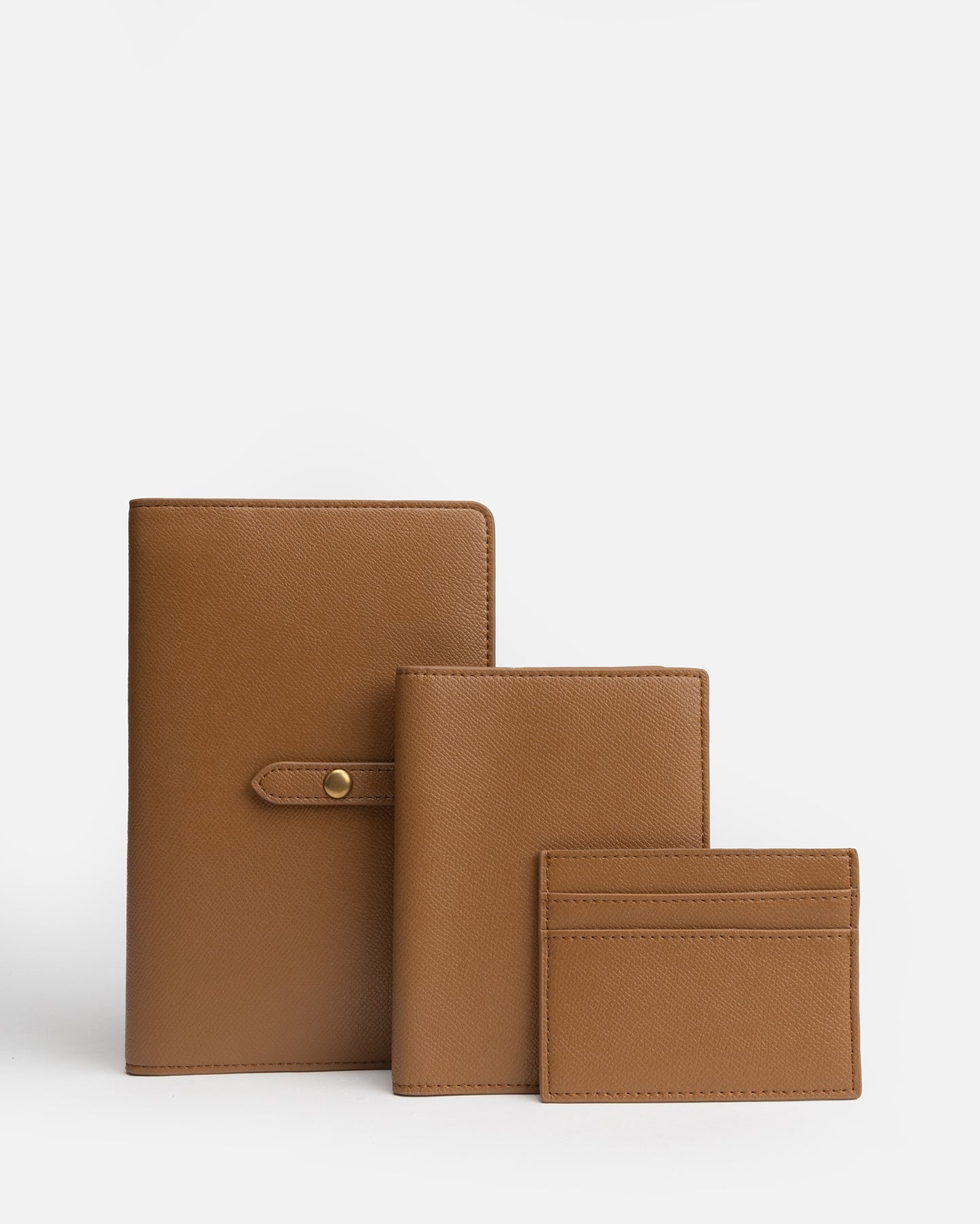 Essentials Flat Travel Wallet Tan