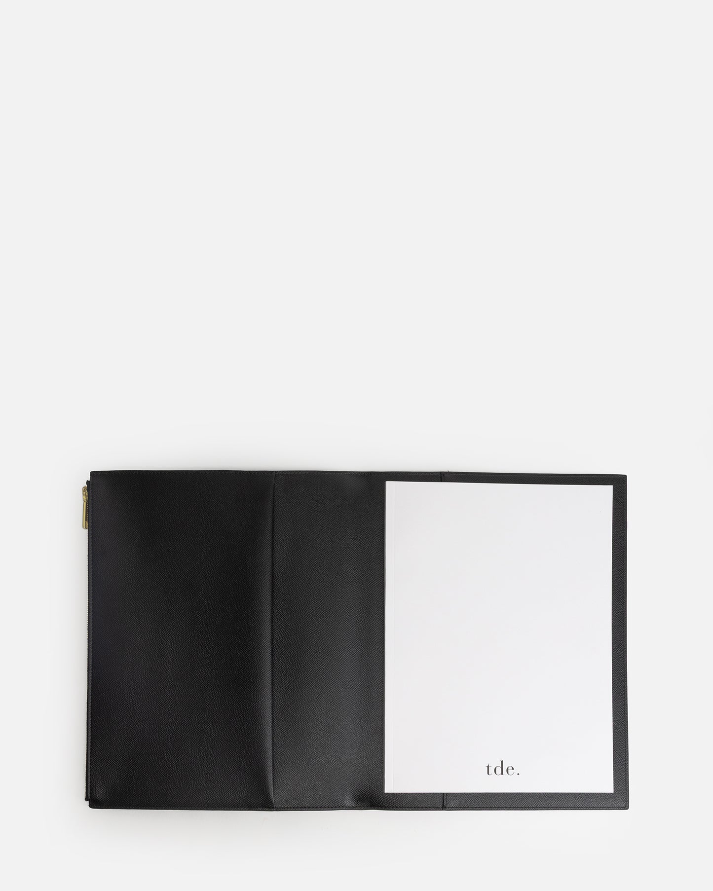Essentials A4 Zip Compendium Black