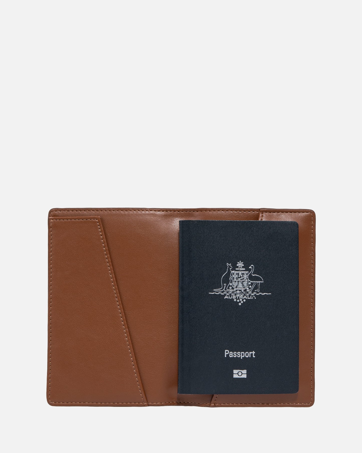 Era Passport Holder Nutmeg