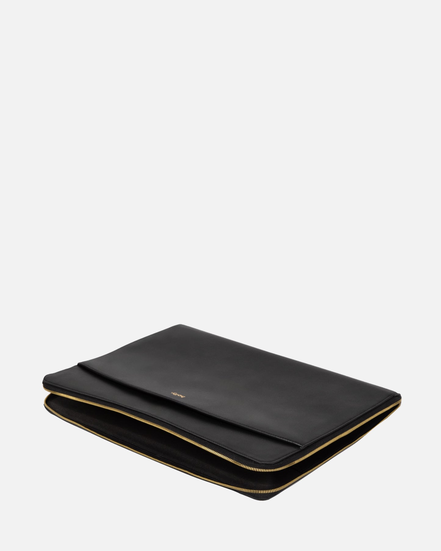 Timeless 16" Laptop Cover Black